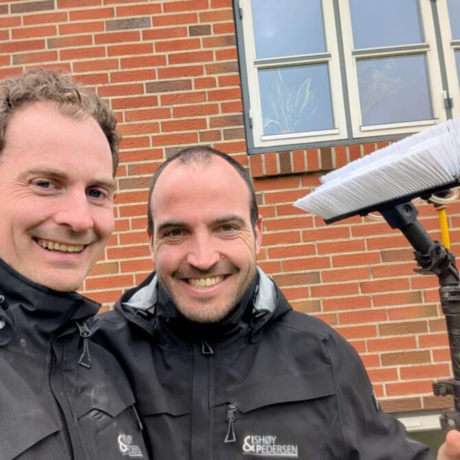 8ddf276d-5fcd-48c1-9790-25b7f4588c4c